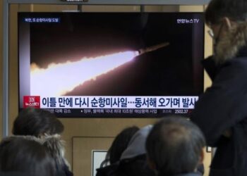 Corea del Norte anuncia que lanzó misiles de crucero estratégicos Hwasal-2 el martes