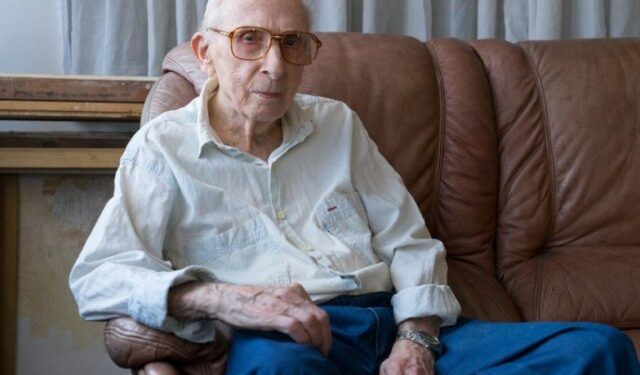 Fallece el español Luis Torras, el pintor más viejo del mundo, a los 111 años