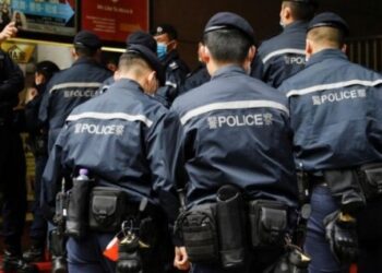 La Policía de Hong Kong detiene a 219 personas en una operación contra el frade y estafas