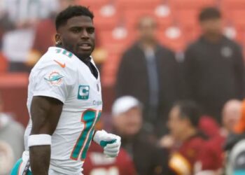 Incendio de gran magnitud se registró en mansión de estrella de NFL (Video)