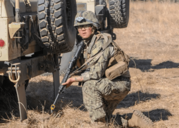 Condenaron a marine de EEUU por revelar información militar a servicios de inteligencia de China