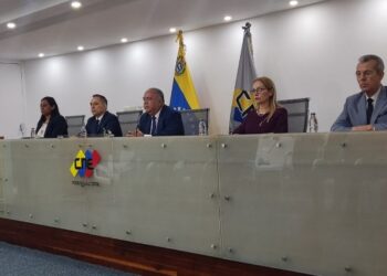 Silencio del CNE sobre presidenciales desnuda falta de independencia de poderes públicos