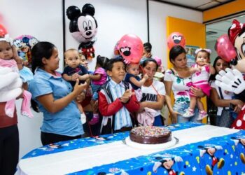 ‘Prepara Familia’, a light of hope that will continue to shine for the children of the JM de los Ríos Hospital in 2024