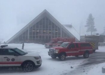 Tragedia en California: avalancha en estación de esquí deja un muerto y un herido (VIDEOS)