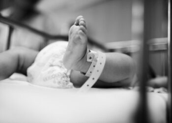 Horror en Pensilvania: Mujer envenenó con acetona a la bebé de su novio