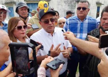 Gobernador de Barinas rechaza procedimiento policial implementado para detener al sindicalista Víctor Venegas