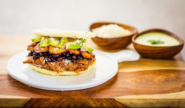 Arepas House, tu boleto directo a la auténtica cocina venezolana en Denver