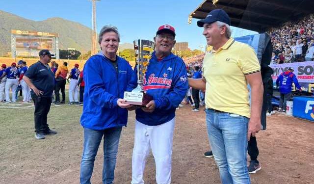 Tiburones de la Guaira, doble ganador de la Copa Bancamiga