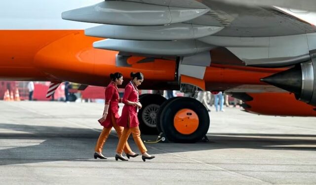 Más problemas para Boeing: ordenan inspeccionar otro modelo de avión en EEUU tras el grave incidente de un 737 Max