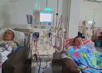 Vida de pacientes renales pende de un hilo tras apagones en el Centro de Diálisis San Cristóbal