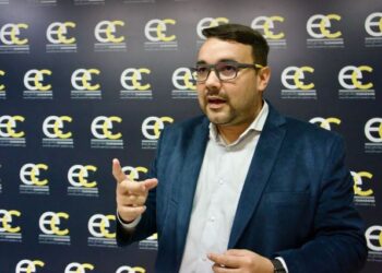 Yvan Piquel: Héctor Rodríguez no tiene logros que presentar a los mirandinos, solo promesas