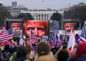 Tres años después, el asalto al Capitolio sigue en el centro de la política de un EEUU en elecciones