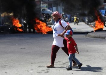 Haití sigue a la espera de una fuerza multinacional, la violencia no cesa