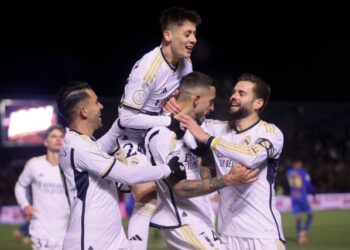 Real Madrid selló en dos minutos su boleto a octavos de la Copa del Rey