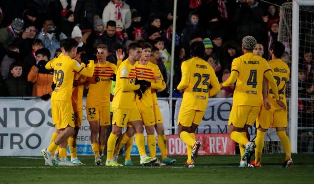 Barcelona sufrió para eliminar al Barbastro de la Copa del Rey