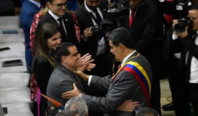 Para que se gane algo más que un “ingreso integral”, Maduro premió con nuevo cargo a Alex Saab