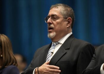 El nuevo gobierno en Guatemala inició sus funciones y recibió nuevamente el respaldo de EEUU