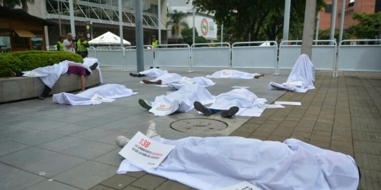 Crímenes de líderes sociales en Colombia no se detienen, ocho han sido asesinados en 2024