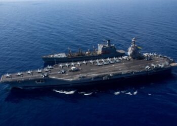 Portaviones Ford regresa a EEUU