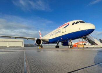 Pasajeros se despiertan en el país “equivocado” tras estragos en los vuelos provocados por este motivo