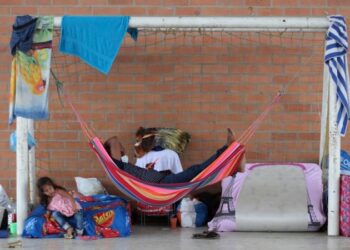 Alerta en Colombia por el aumento del desplazamiento humano de comunidades de la costa pacífica