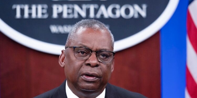 Dan de alta a secretario de Defensa de EEUU tras hospitalización que causó polémica