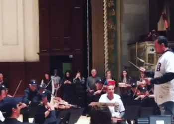 El día que Miguel Cabrera fue director de una Orquesta Sinfónica en EEUU (VIDEO)