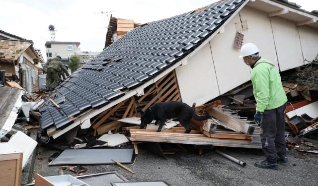 Sismo de 5,3 volvió a sacudir Japón mientras siguen las tareas de rescate