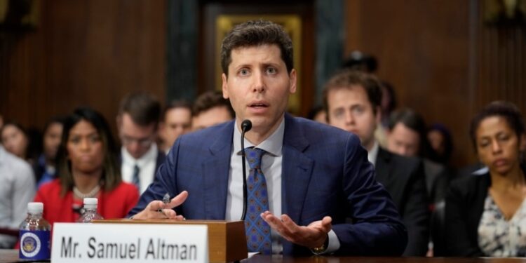 Así es como OpenAI, creadora de ChatGPT, planea prevenir la desinformación electoral en 2024