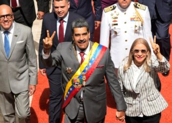 Las 5 principales noticias de Venezuela hoy: Maduro aumenta ingreso mínimo a 100 dólares. Aniversario de la muerte de Oscar Pérez. Y más