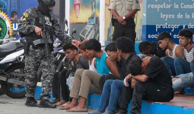 ¿Qué fue lo que evitó que el asalto al canal de TV acabara en un baño de sangre en Ecuador?