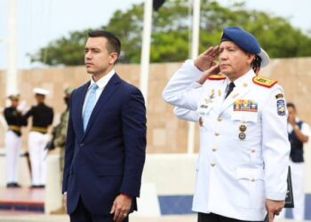 “No vamos a negociar con terroristas”: Noboa decreta estado de excepción en Ecuador para que militares intervengan cárceles