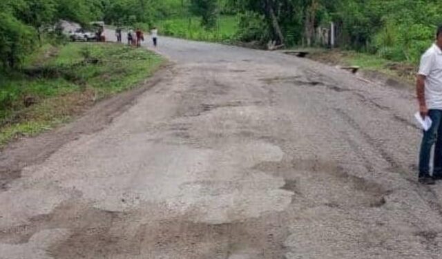 ¿Dónde están los reales del peaje? Alertan sobre pésimas condiciones de carretera Biruaca-Achaguas en Apure