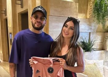 Neymar se fotografió con una mujer y sacudió las redes… ¿Otro tridente con Messi y Suárez?