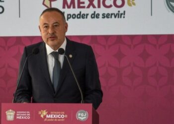 Fiscal del central Estado de México sufre atentado en autopista que conecta con la capital