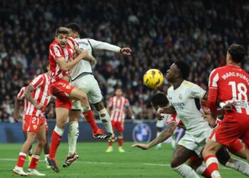 Los audios del VAR que analizaron el polémico gol con el brazo de Vinícius Jr.