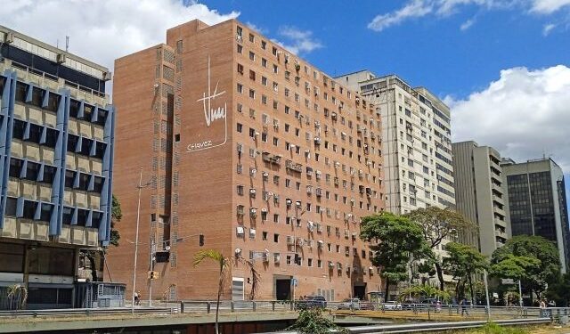 Disparó a su pareja y luego se quitó la vida: el crimen que conmociona la Avenida Libertador en Caracas