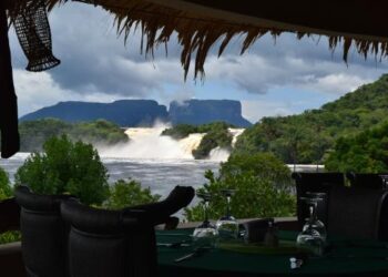 Promotora de evento niega organización de fiesta en el Parque Nacional Canaima