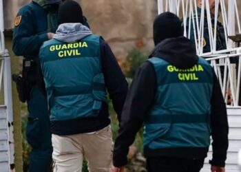 ¡Insólito! Robó una cartera con 200 euros y la devolvió por correo… sin el dinero