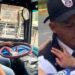 Héroes en medio del caos: las valientes acciones de dos trabajadores que salvaron vidas durante disturbios en Guayaquil