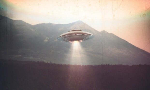 Experto del Pentágono ofreció una tajante respuesta sobre la investigación de vida extraterrestre en la Tierra