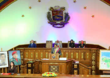 Maduro cede y admite que necesita de las empresas privadas para el resurgir de la economía venezolana