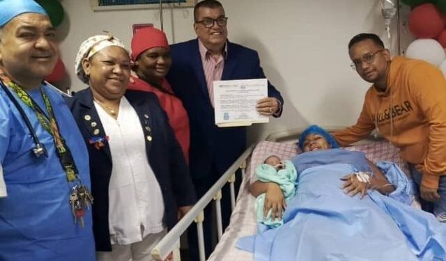 La Maternidad Concepción Palacios le dio la bienvenida a la primera caraqueña del 2024