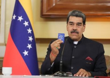 “Sabemos defender lo nuestro”: Maduro advirtió a Guyana sobre pretensiones en el Esequibo
