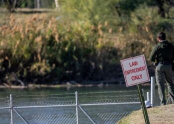 Tres migrantes se ahogaron en río Bravo días después de que Texas impidiera el paso a la Patrulla Fronteriza