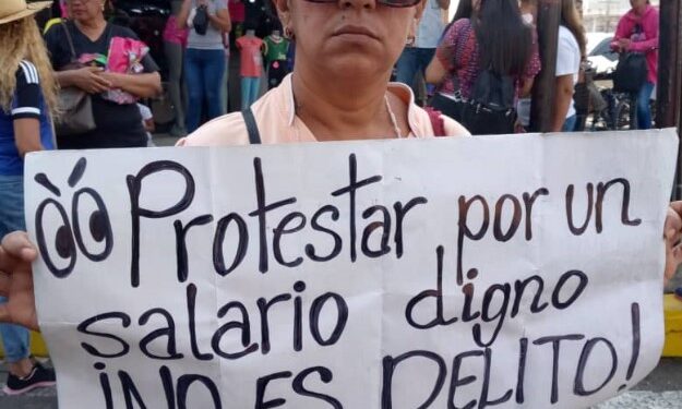 Docentes de Barinas protestaron por salarios y la libertad del sindicalista Víctor Venegas