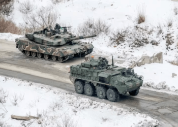 Ejércitos de Corea del Sur y EEUU realizan maniobras con fuego real cerca de la frontera norcoreana