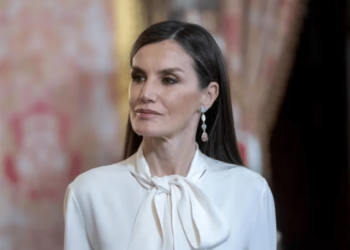 Crisis matrimonial, dudas sobre el suicidio de su hermana y un viejo affaire: el peor momento de la Reina Letizia