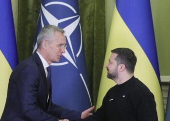 La Otan pide el apoyo de toda la sociedad en defensa de la democracia en Ucrania