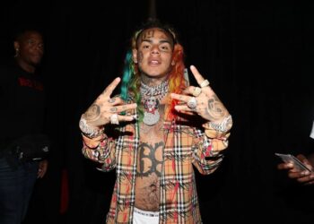 Rapero estadounidense Tekashi es arrestado en Santo Domingo acusado de violencia machista
